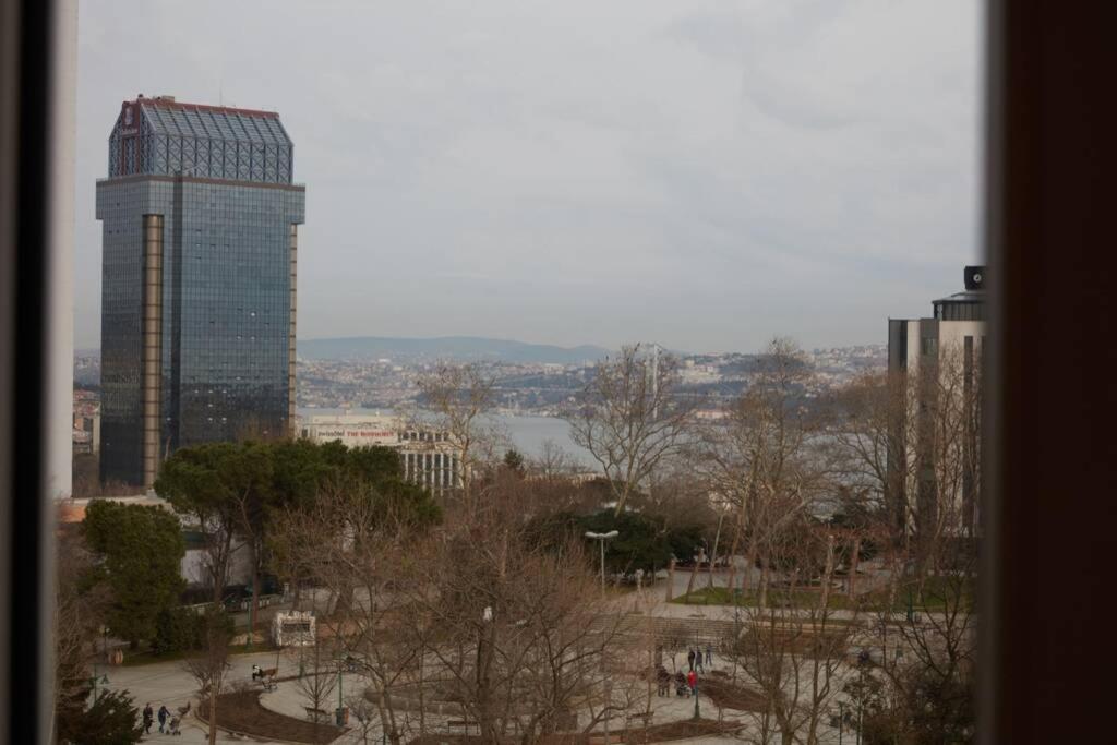 Taksim Square Apartment, Great View, Luxury Стамбул Экстерьер фото